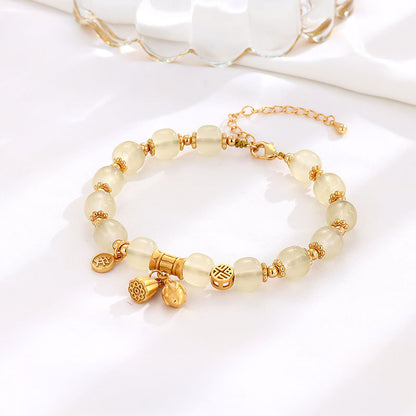 Classic Silver Bracelet with Timeless Appeal