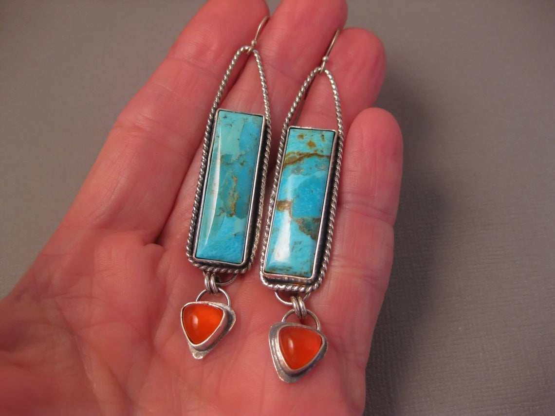 Charming Earring for Any Occasion