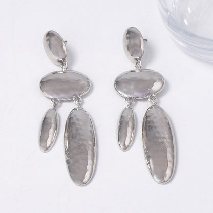 Charming Piece for Any Occasion