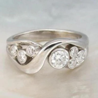 Classic Silver Ring with Timeless Appeal