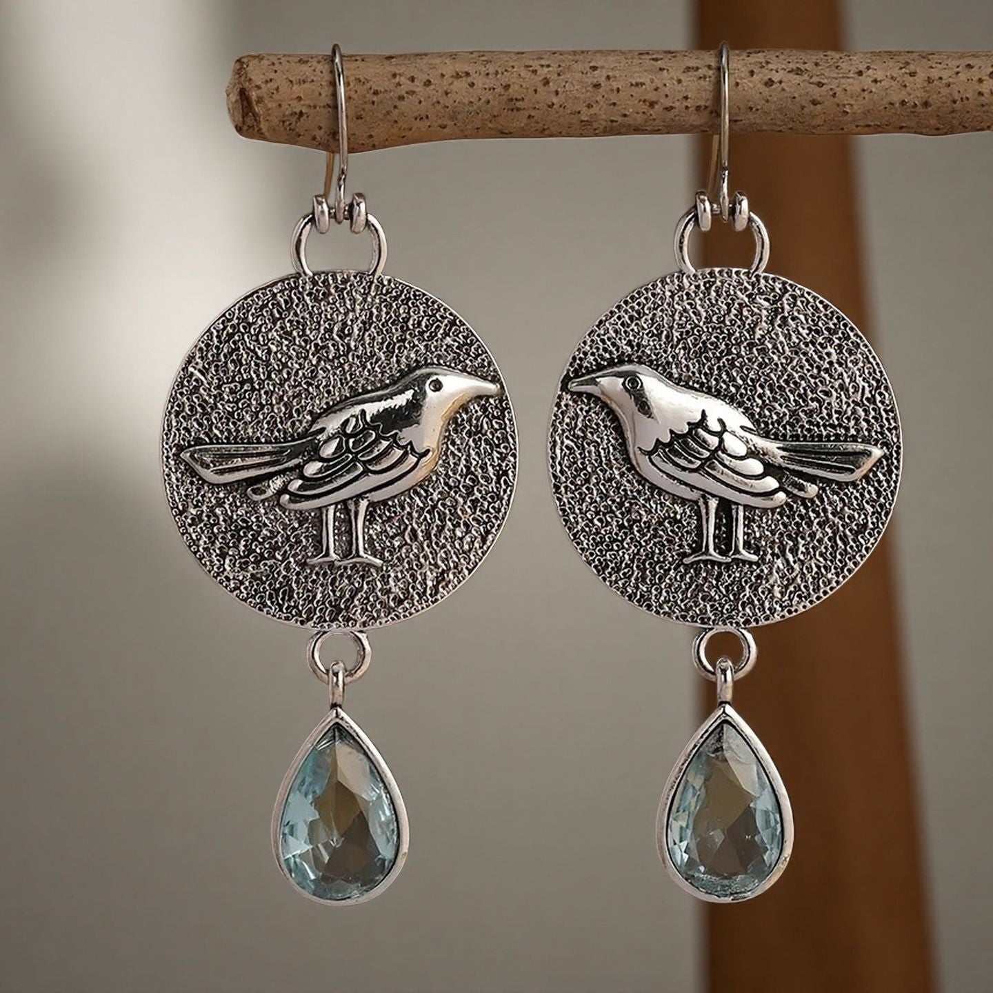 Charming Earring for Any Occasion