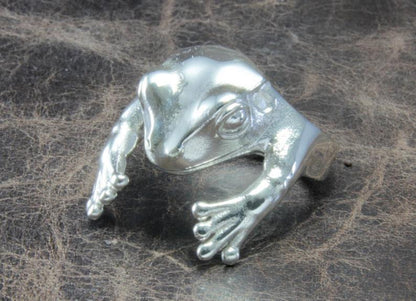 Classic Ring with Timeless Appeal