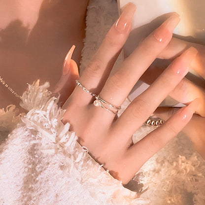 Beautiful Pearl Ring with Unique Style