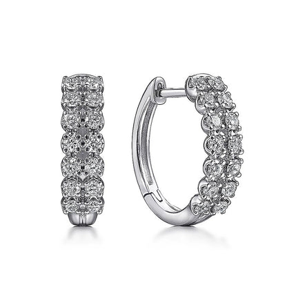 Charming Earring for Any Occasion