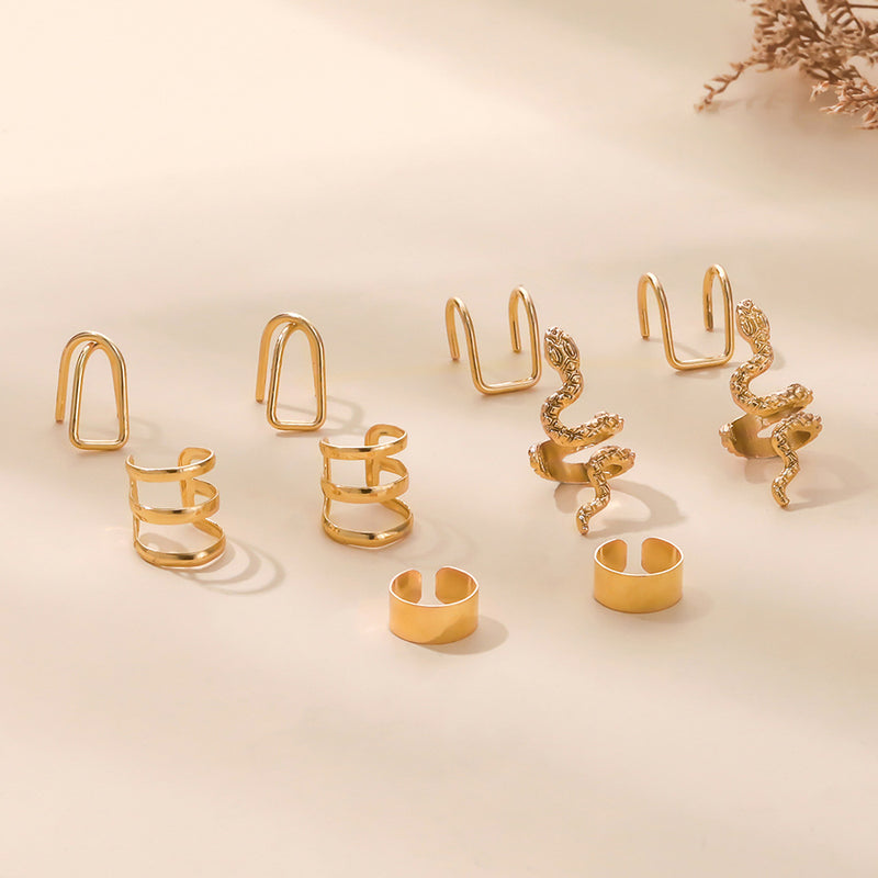 Romantic Gold Earring for Special Moments