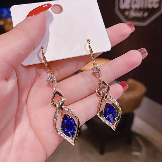 Charming Earring for Any Occasion