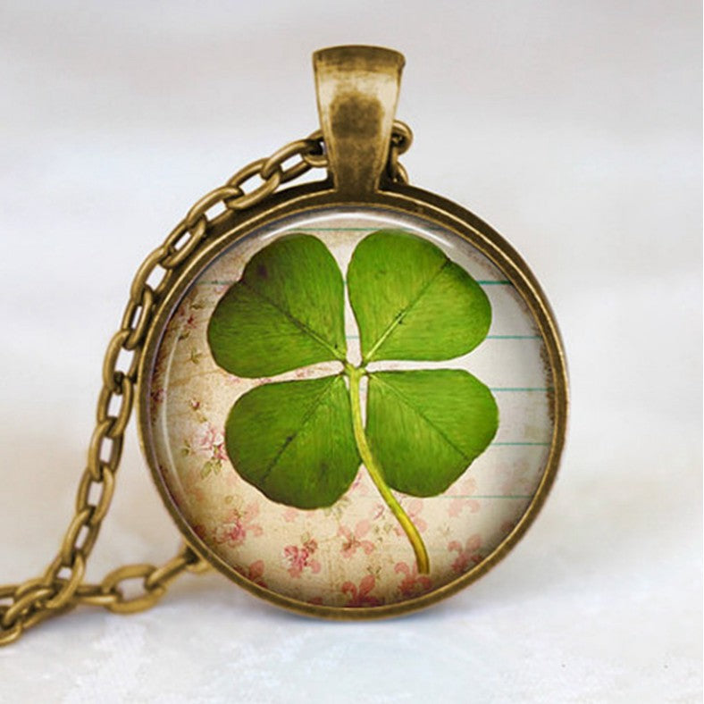 Classic Necklace with Timeless Appeal
