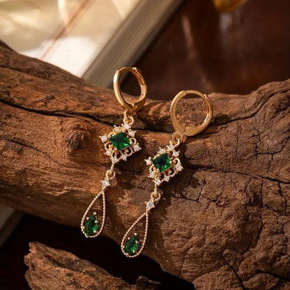 Stunning Earring for Daily Wear