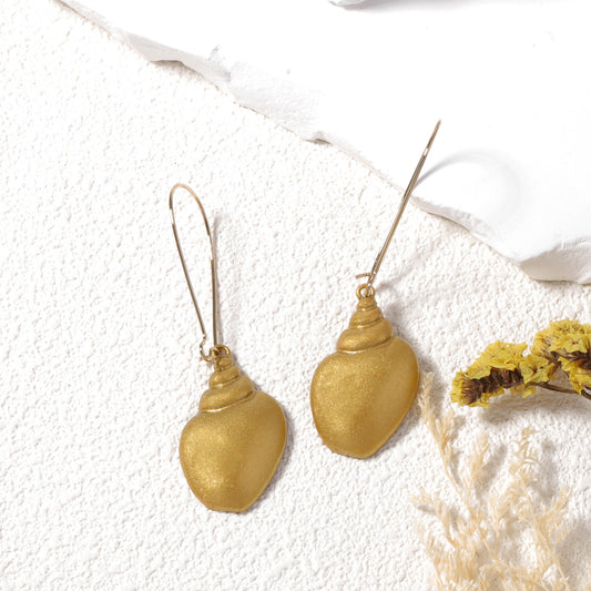Delicate Artisan Gold Earring
