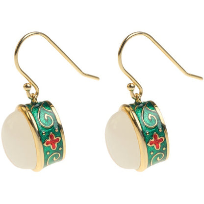 Charming Gold Earring for Any Occasion