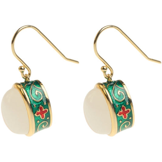 Charming Gold Earring for Any Occasion