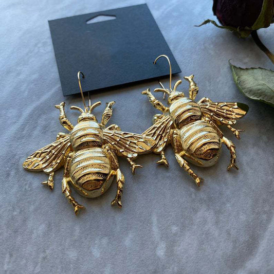 Charming Earring for Any Occasion