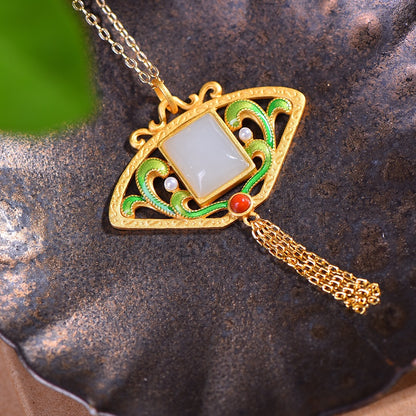 Romantic Silver Necklace for Special Moments