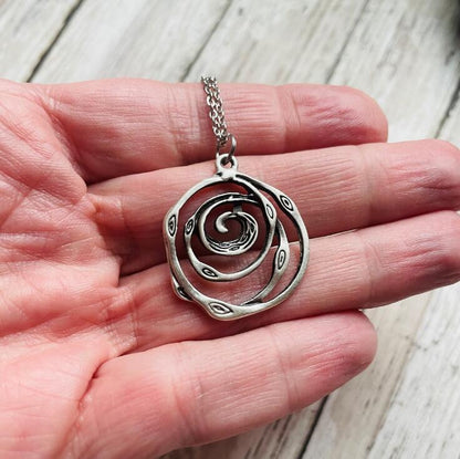 Romantic Necklace for Special Moments