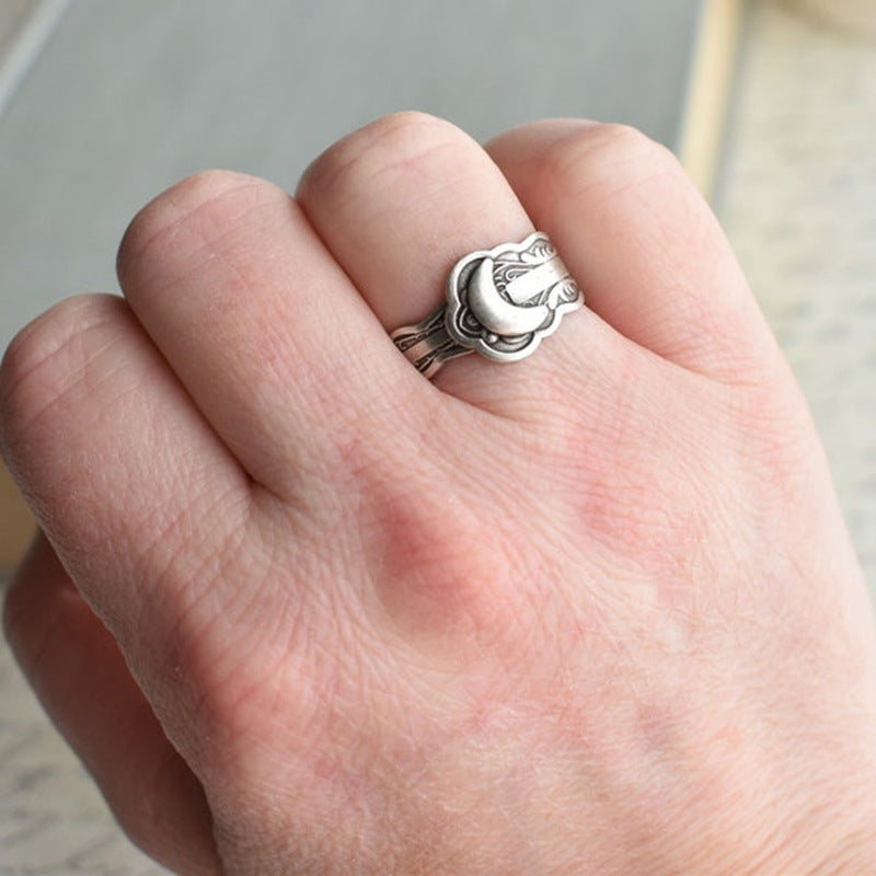 Charming Silver Ring for Any Occasion