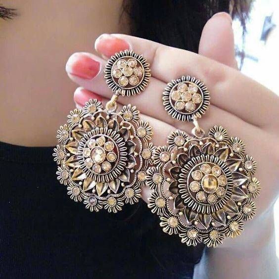 Elegant Earring for Every Occasion