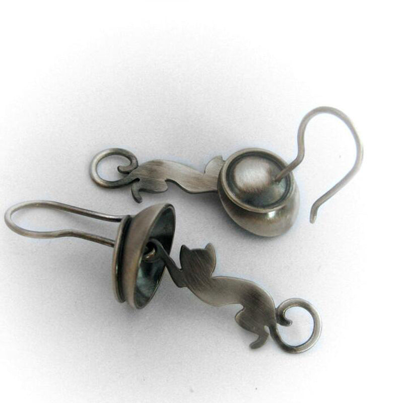 Charming Earring for Any Occasion