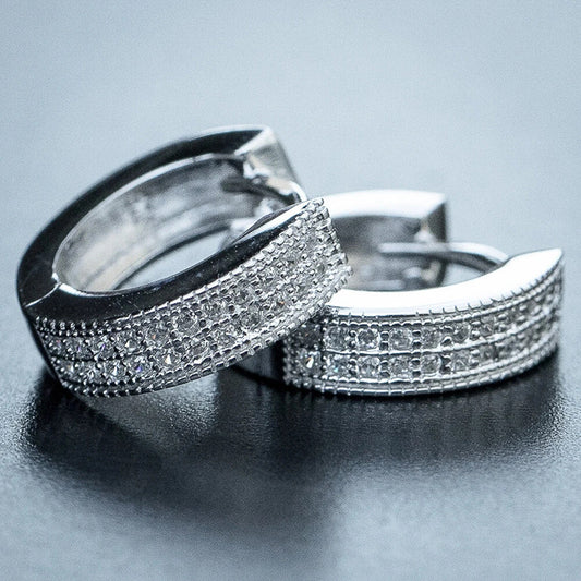 Charming Earring for Any Occasion
