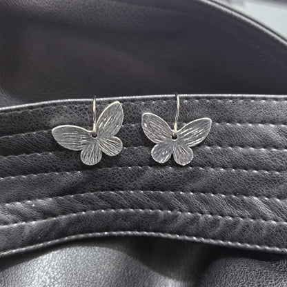 Romantic Silver Earring for Special Moments