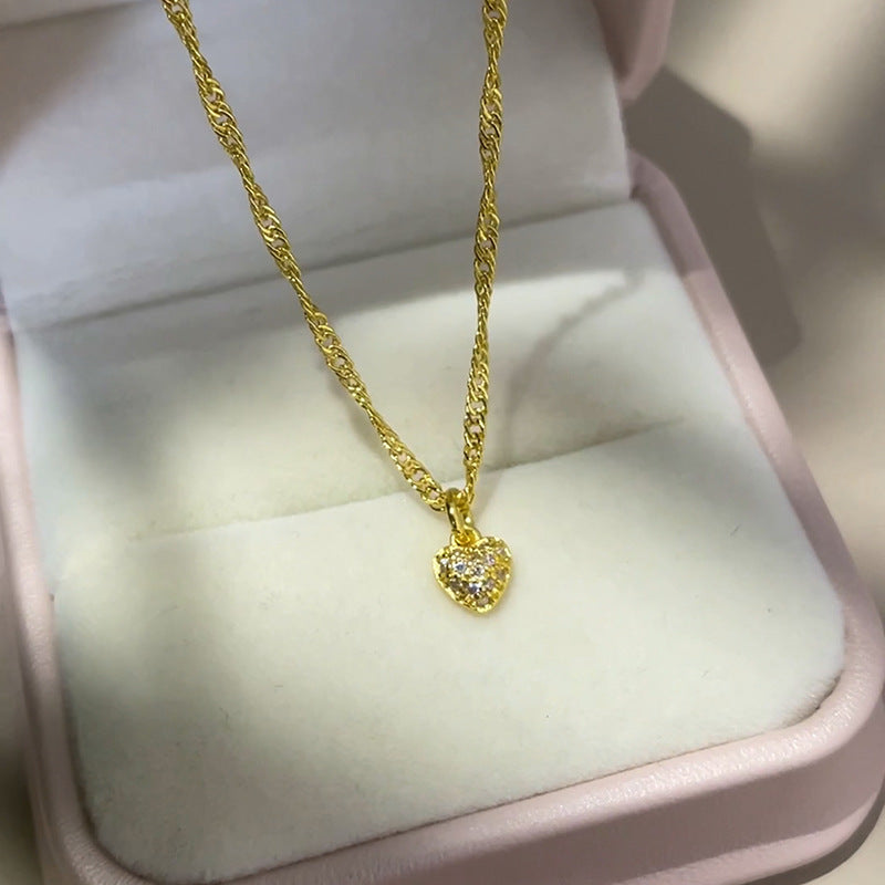 Charming Piece for Any Occasion