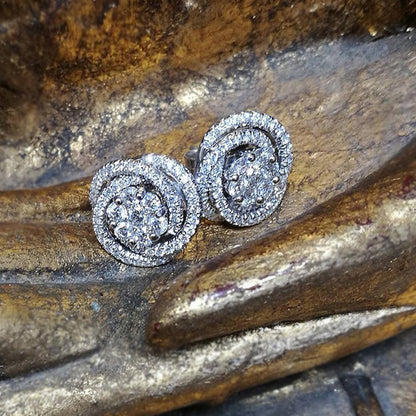 Classic Earring with Timeless Appeal