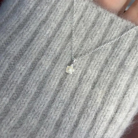 Charming Pearl Necklace for Any Occasion