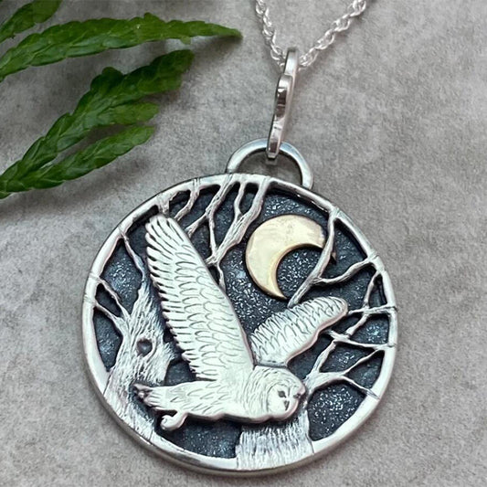 Charming Pendant for Any Occasion