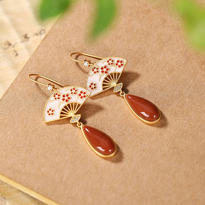 Charming Gold Earring for Any Occasion