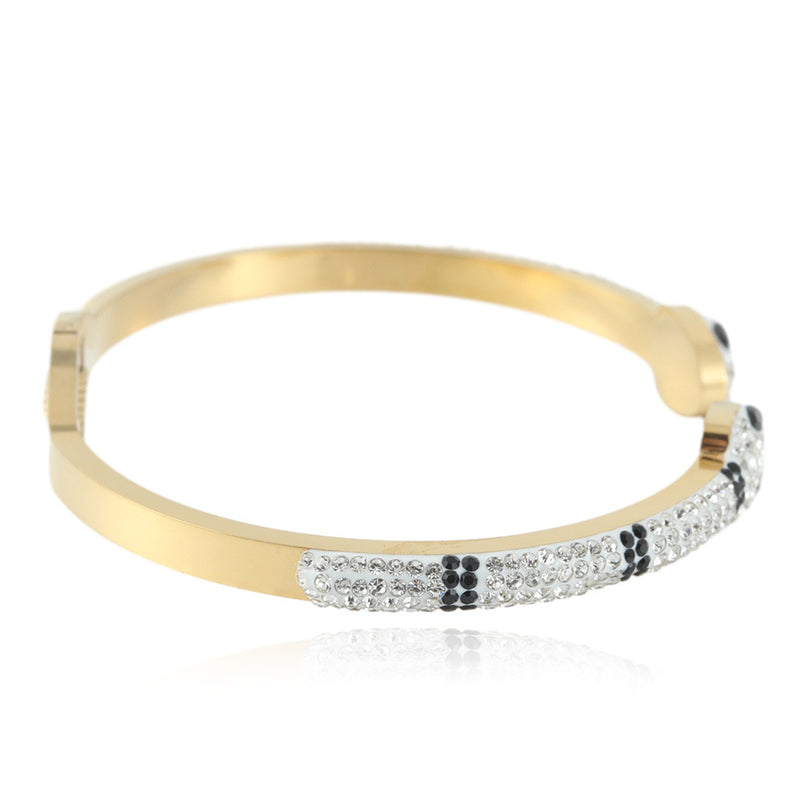 Charming Bracelet for Any Occasion