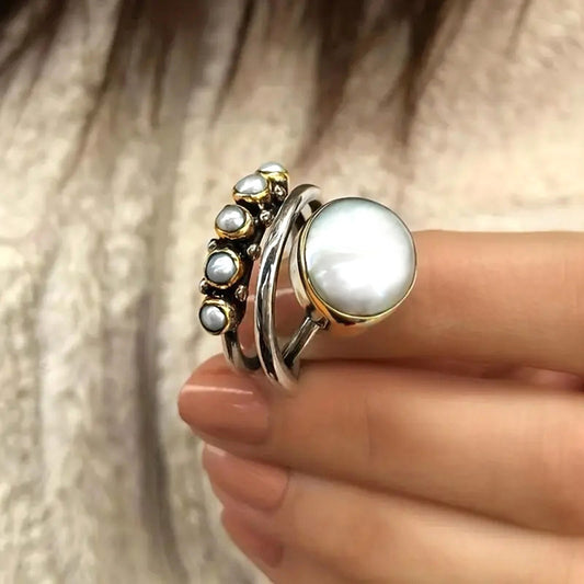 Classic Silver Ring with Timeless Appeal
