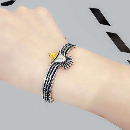 Classic Silver Bracelet with Timeless Appeal