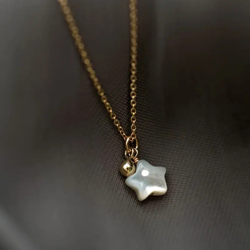 Charming Gold Necklace for Any Occasion