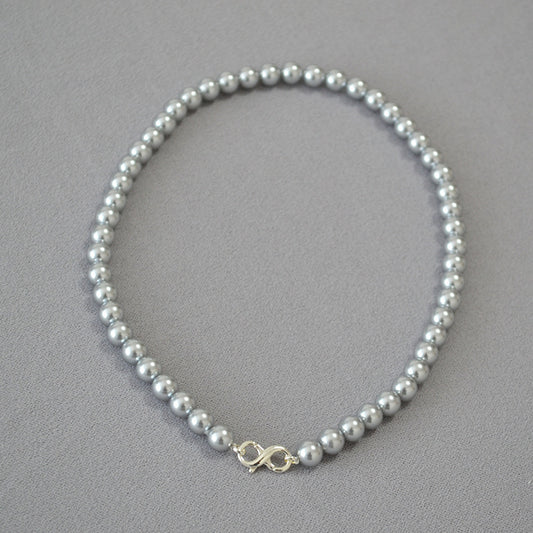 Beautiful Pearl Necklace with Unique Style