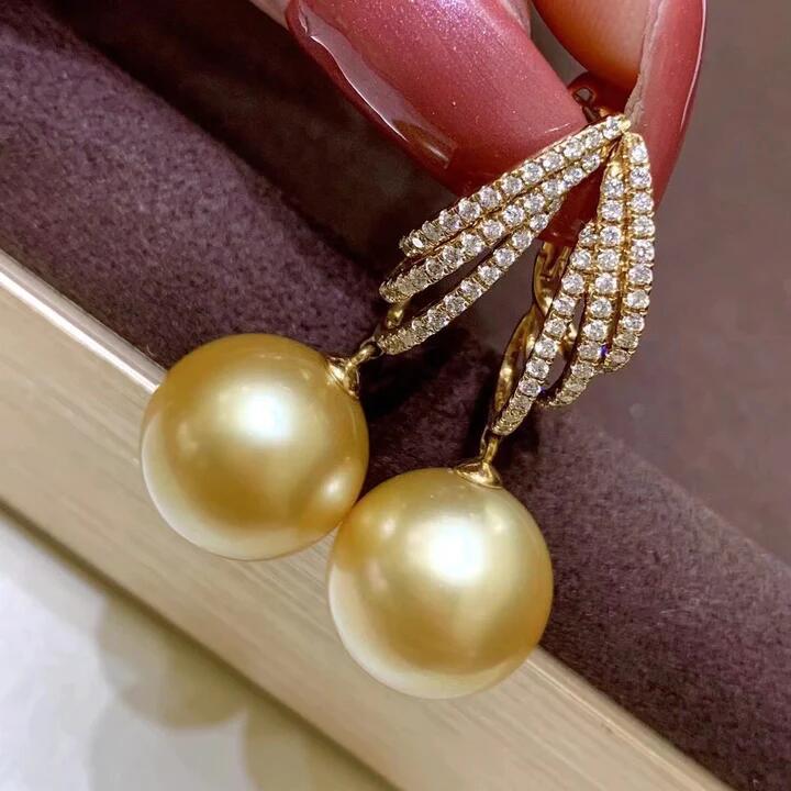 Delicate Artisan Earring
