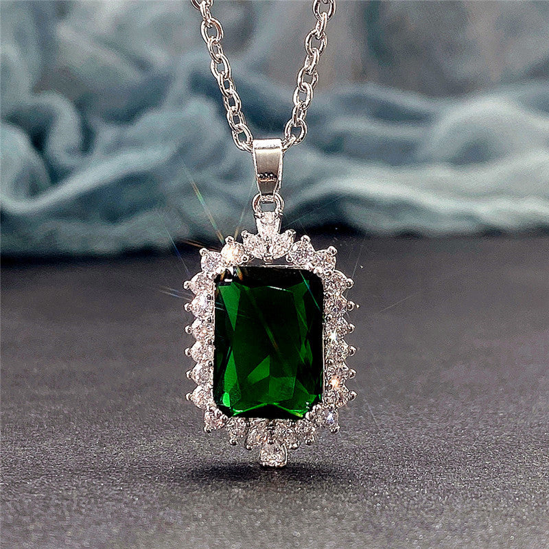 Charming Necklace for Any Occasion