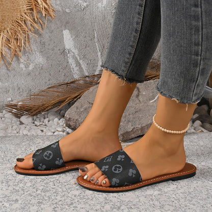 Chic Orthopedic Sandals with Unique Design