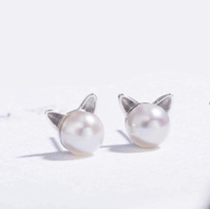 Delicate Artisan Pearl Earring