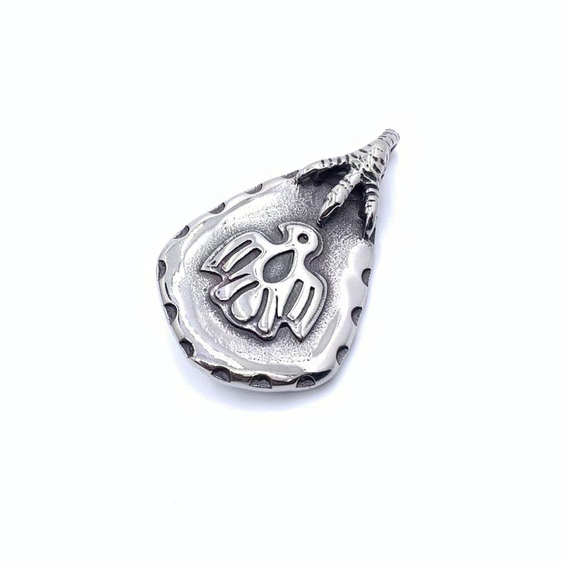 Elegant Pendant for Every Occasion