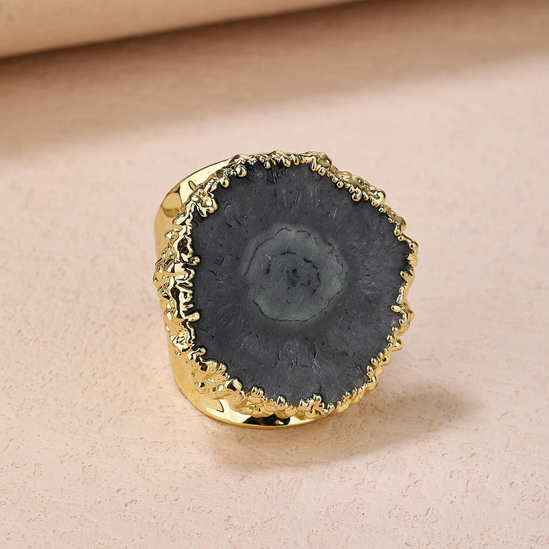 Romantic Gold Ring for Special Moments