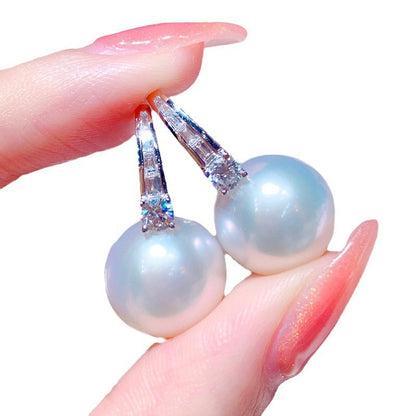 Delicate Artisan Pearl Earring