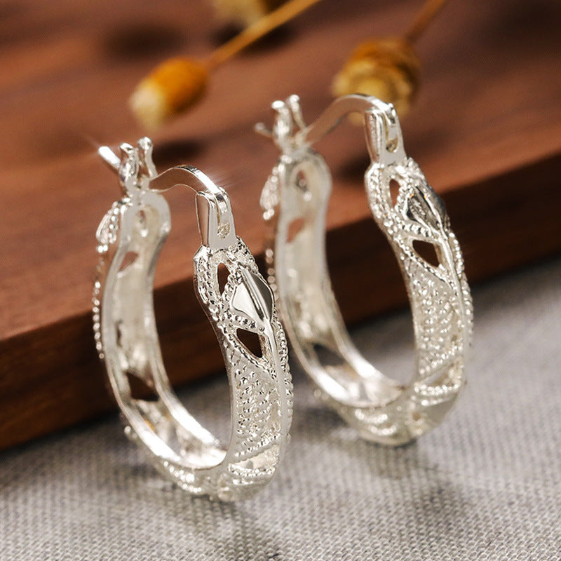 Elegant Earring for Every Occasion