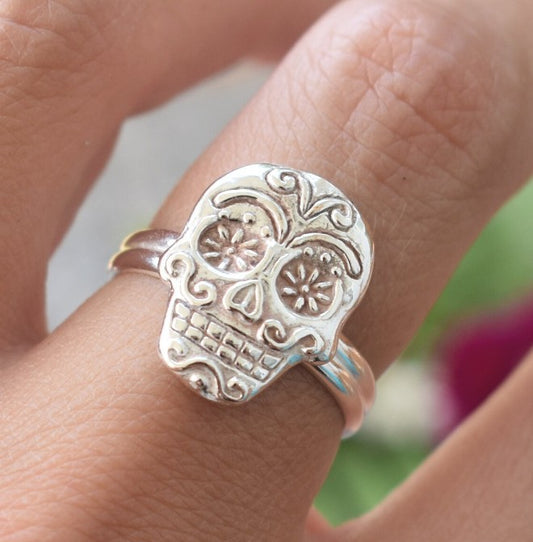 Stunning Ring for Daily Wear