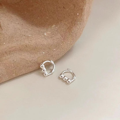 Classic Earring with Timeless Appeal