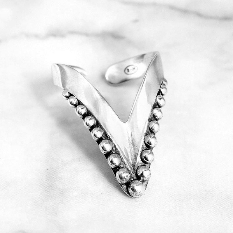Charming Ring for Any Occasion