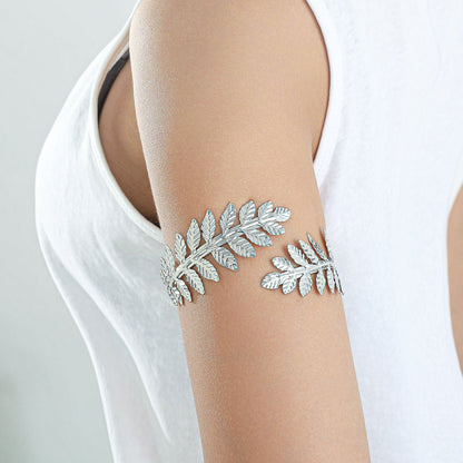 Beautiful Gold Bracelet with Unique Style