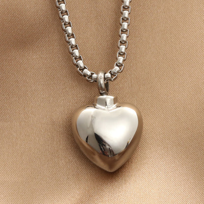 Charming Pendant for Any Occasion