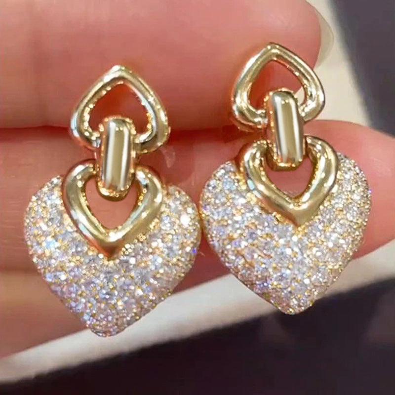 Charming Earring for Any Occasion