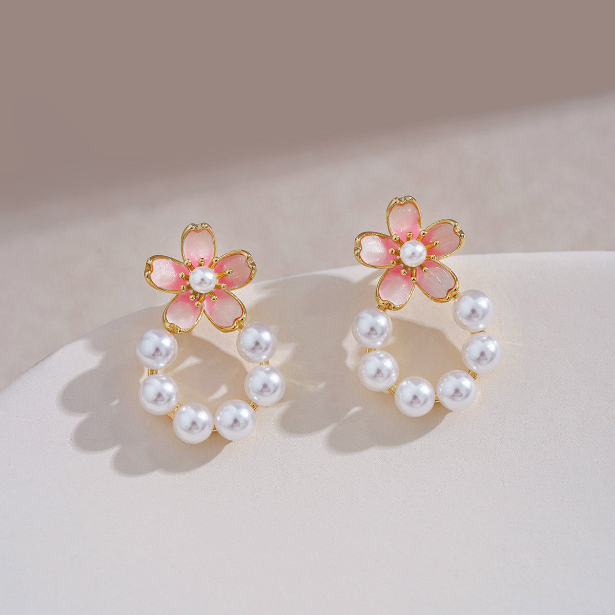 Classic Pearl Earring with Timeless Appeal