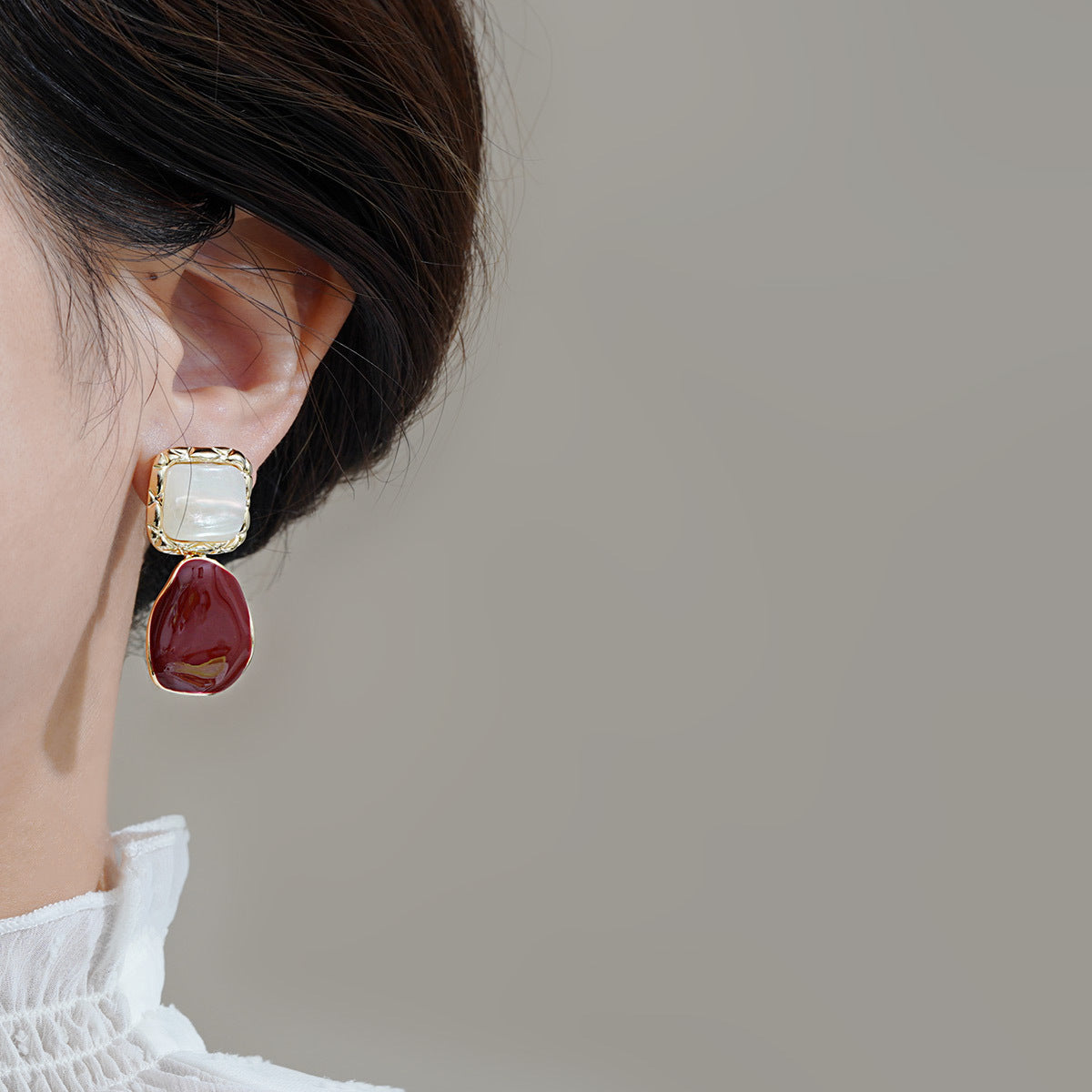 Stunning Earring for Daily Wear