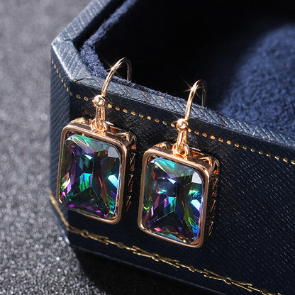Charming Earring for Any Occasion